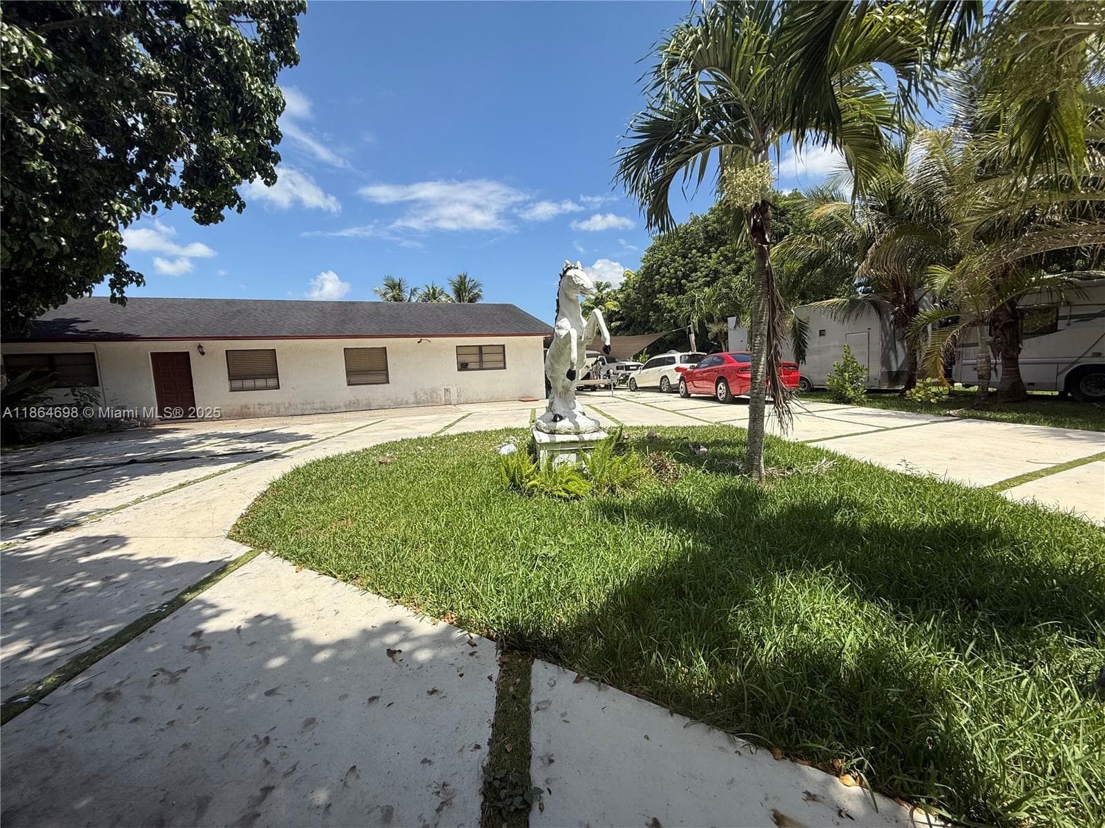 Single-family home at 15765 SW 206th Ave, Miami, FL