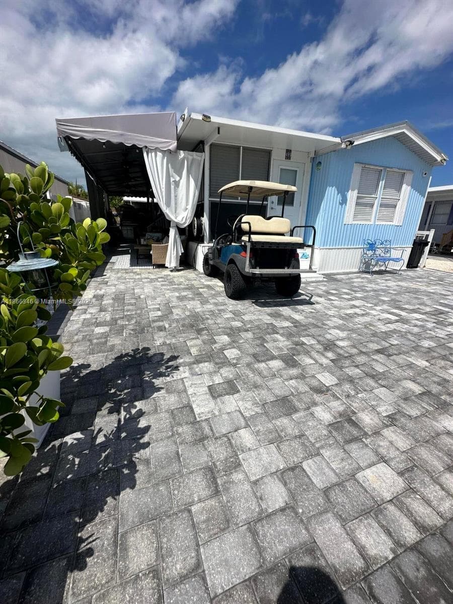 Mobile home at 325 Calusa St #499, Key Largo, FL