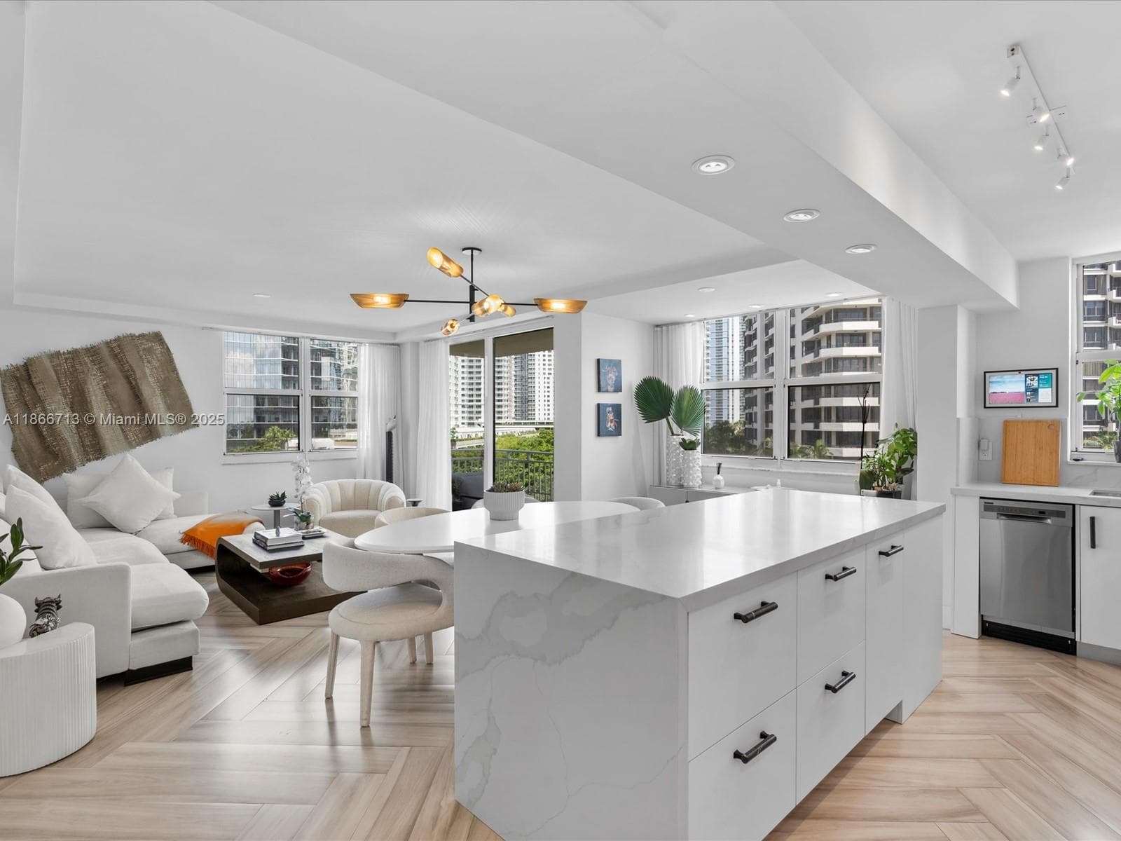 Condo at 770 Claughton Island Dr, Miami, FL