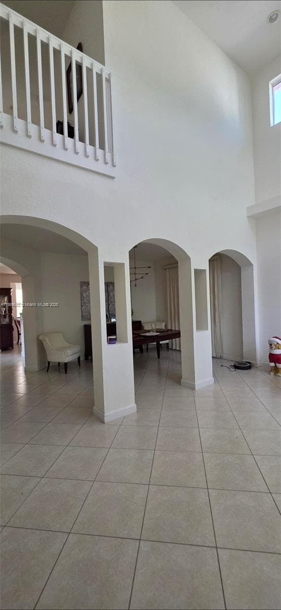 Single-family home at 16448 SW 67th Ter, Miami — photo 3