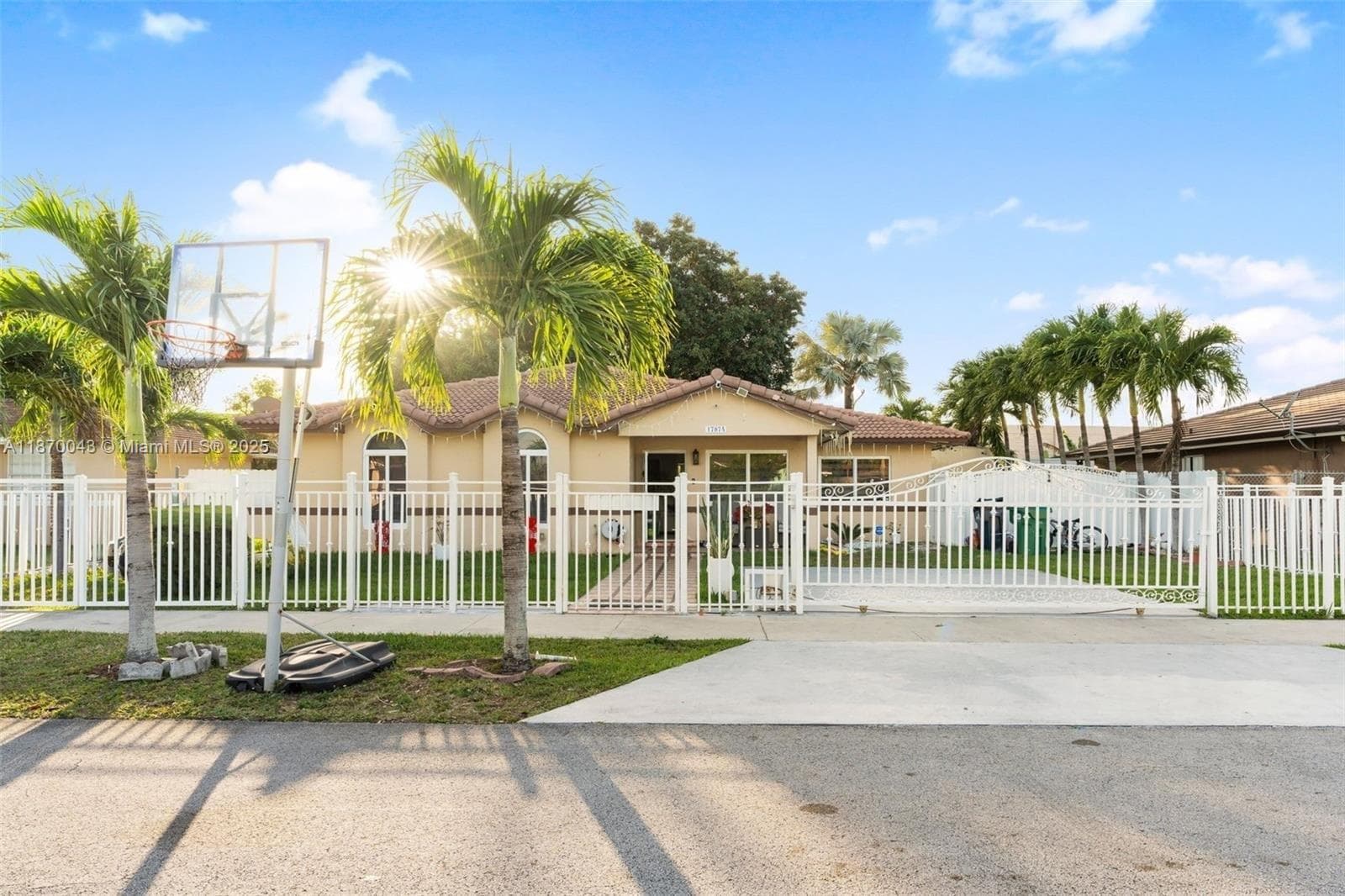 Single-family home at 17874 SW 114th Ave, Miami, FL