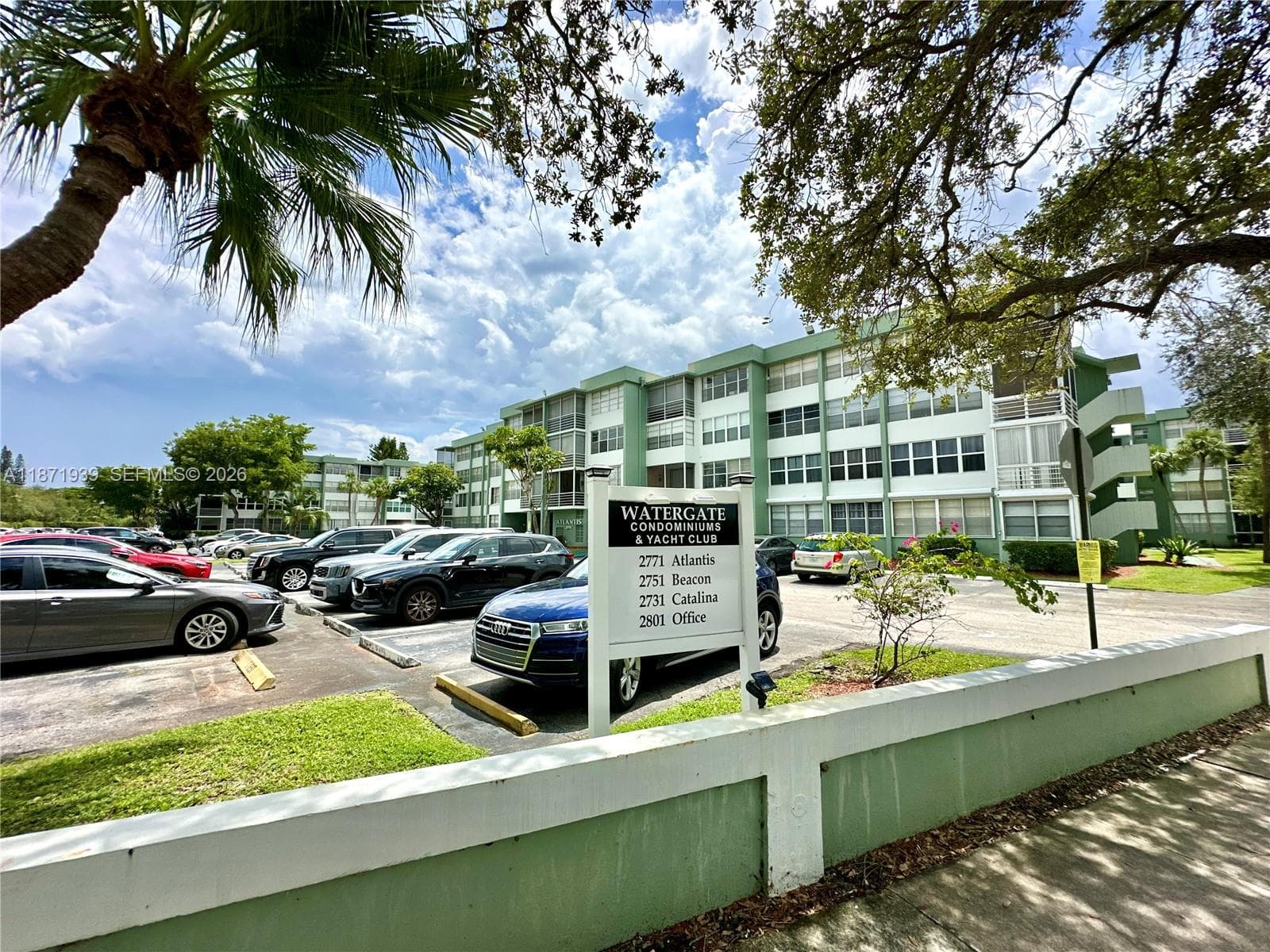 Condo at 2771 Taft St, Hollywood, FL
