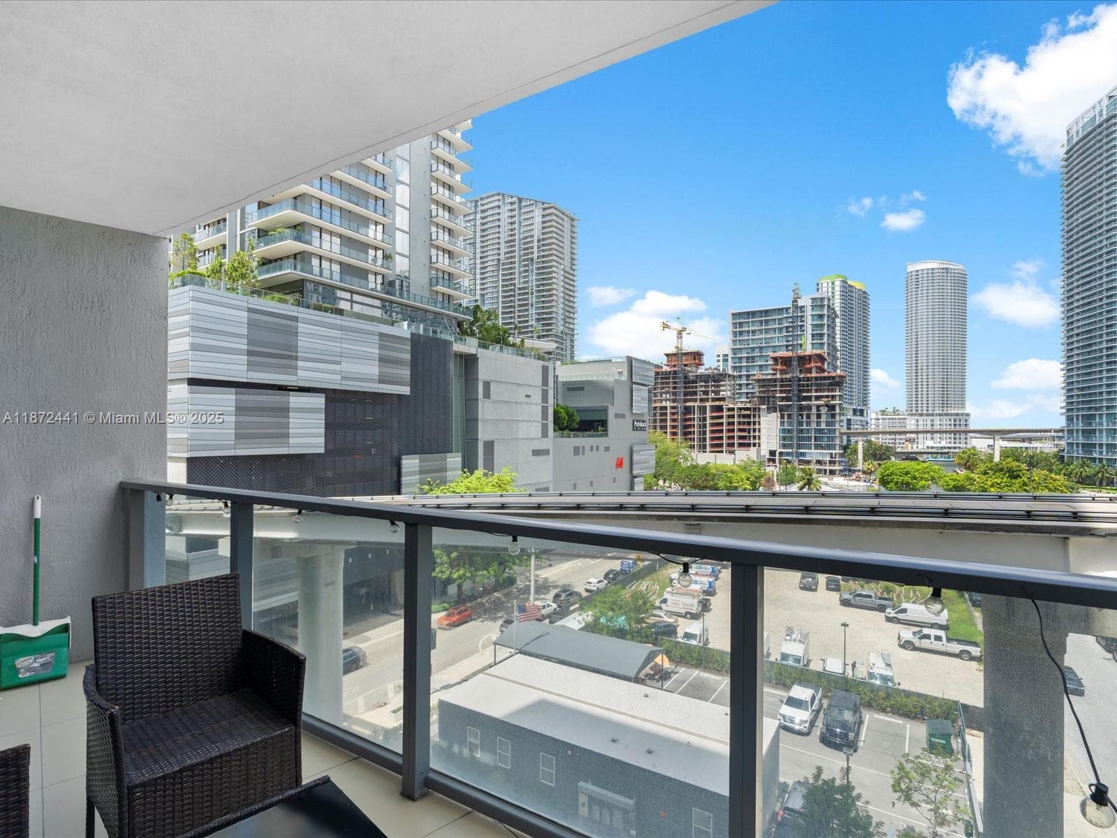 Condo en 31 SE 6th St, Miami — foto 1