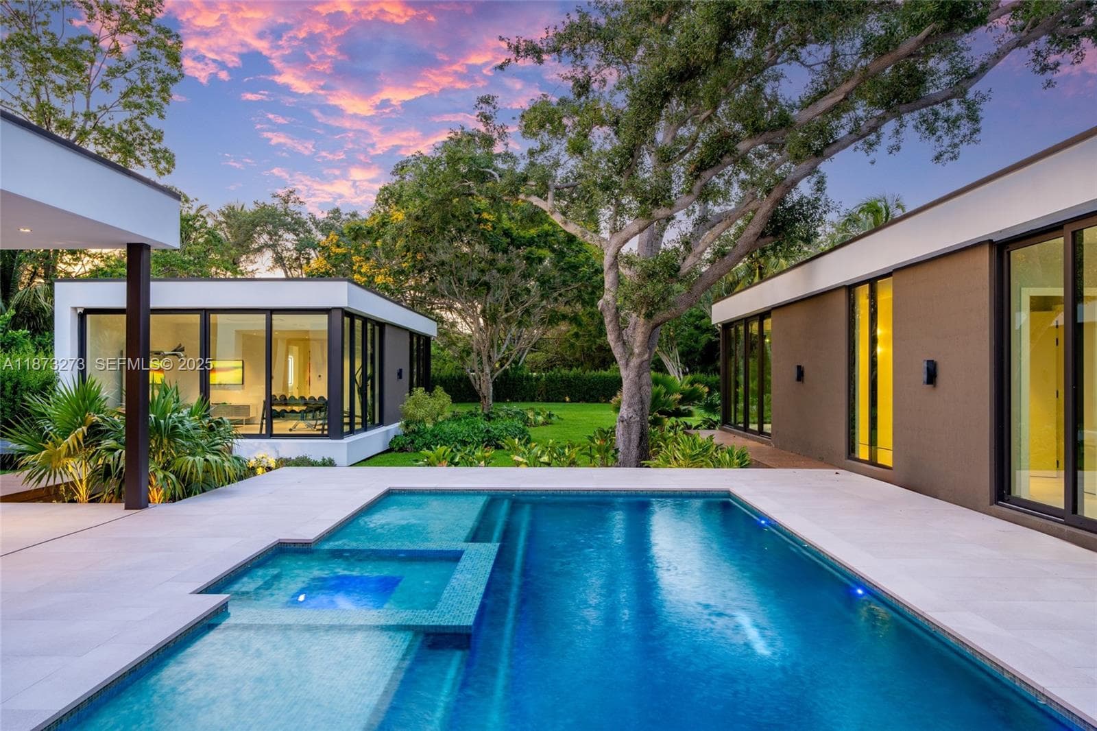 Single-family home at 12100 SW 79th Ave, Pinecrest — photo 3