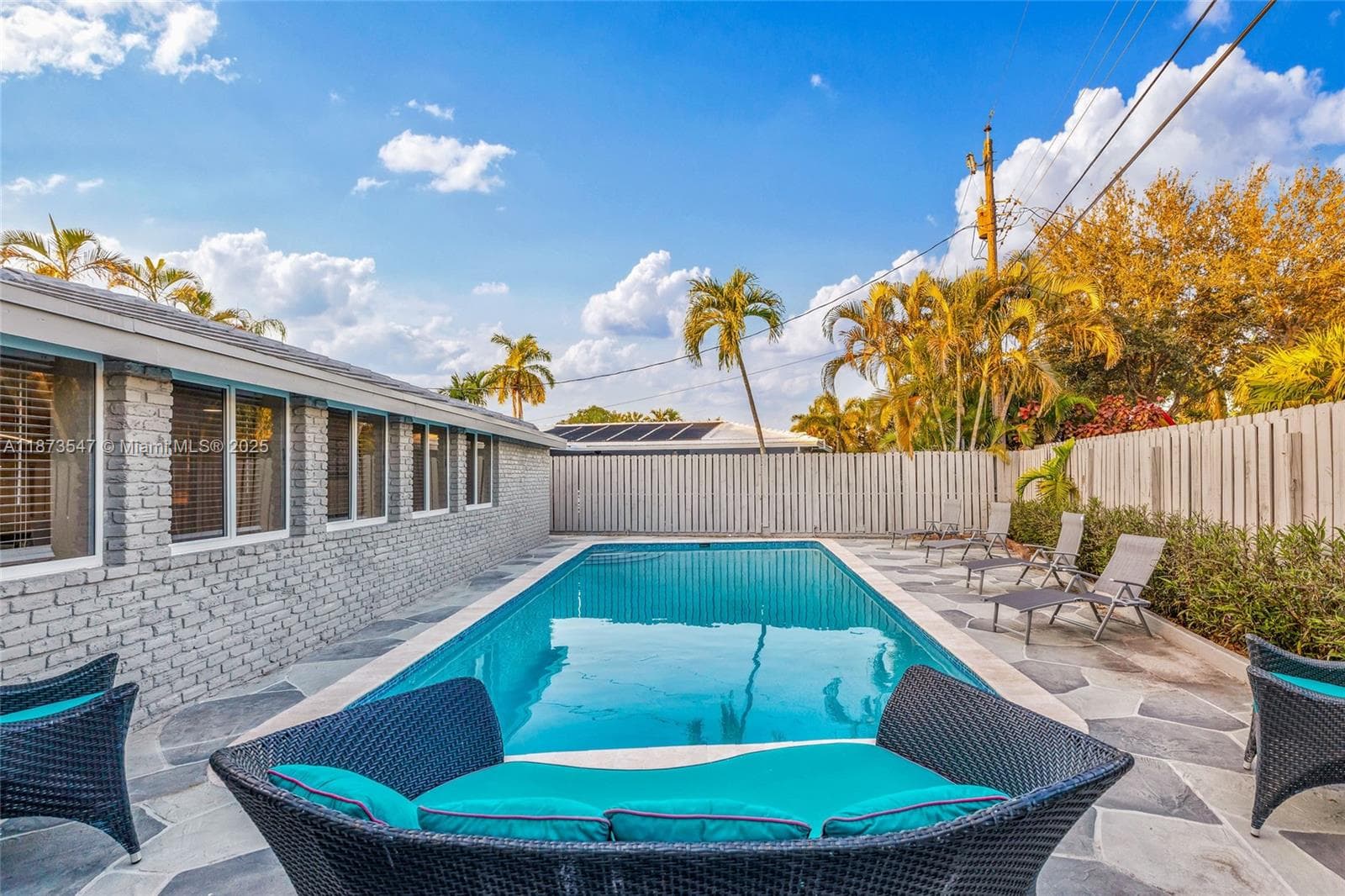 Single-family home at 5740 NE 19th Ave, Fort Lauderdale, FL