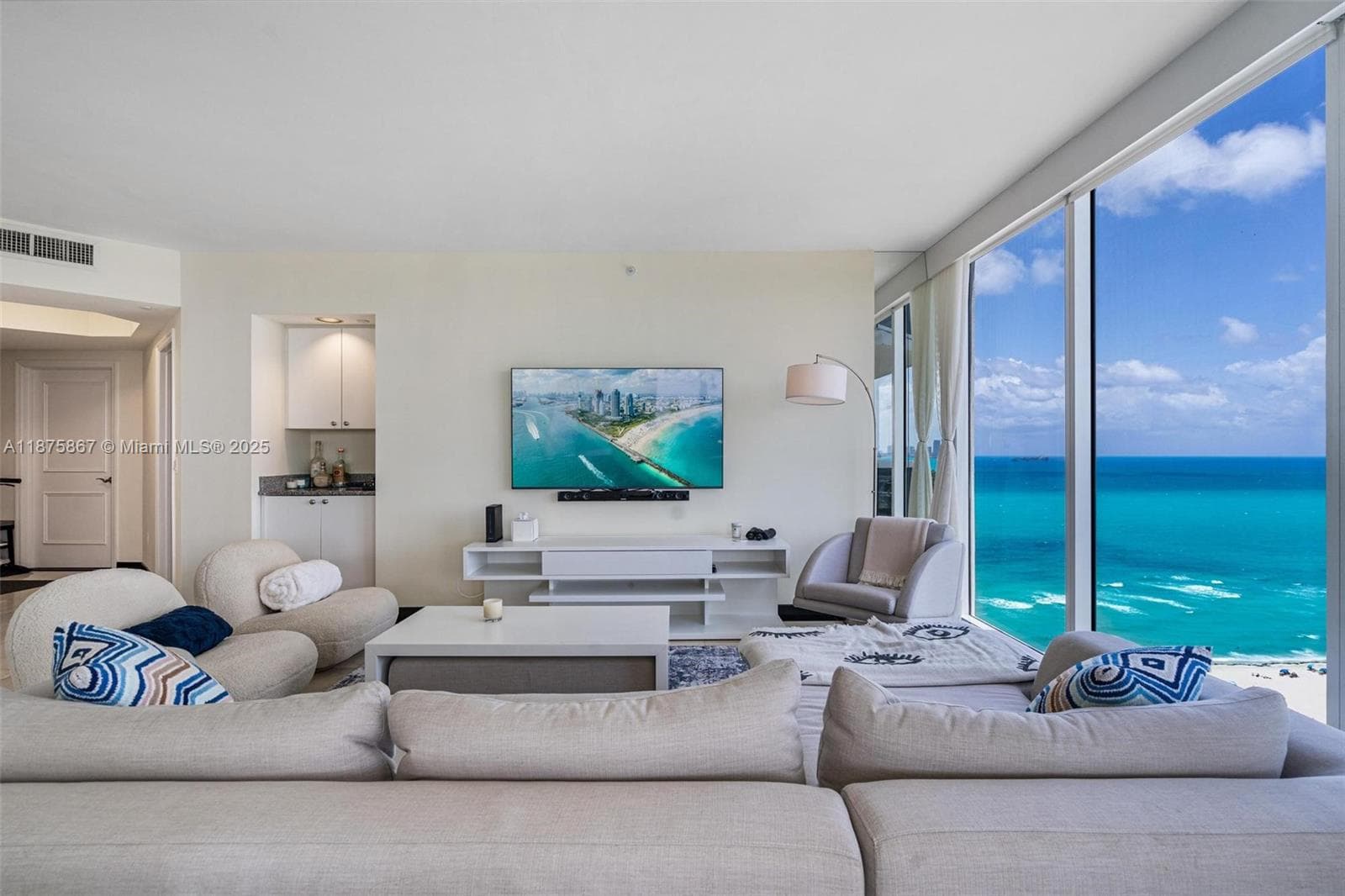 Condo at 4779 Collins Ave, Miami Beach, FL