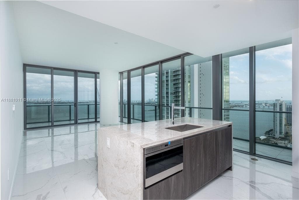 Condo at 480 NE 31 St, Miami, FL