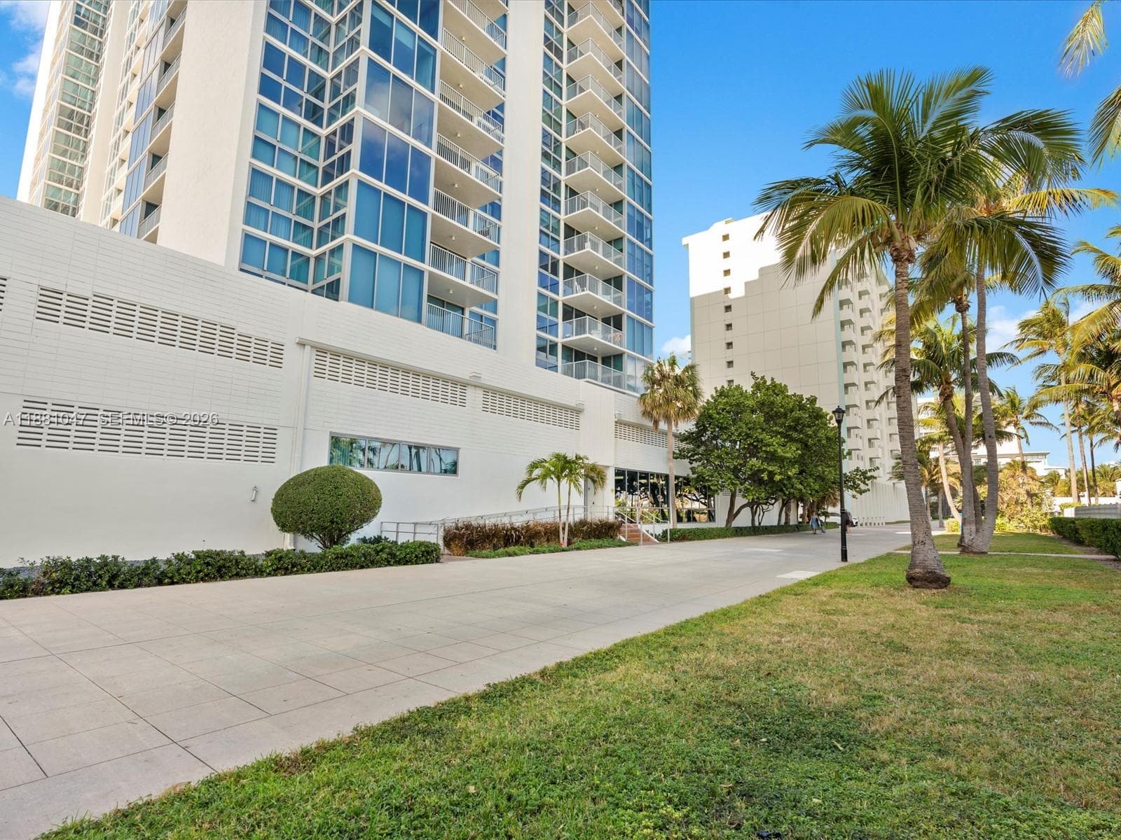 Condo at 2655 Collins Ave, Miami Beach, FL