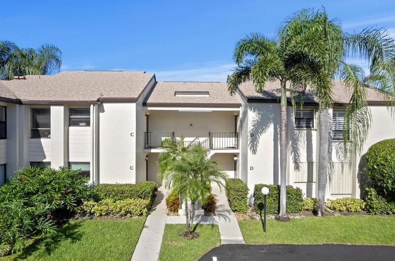 Condo at 702 Wingfoot Drive, Jupiter, FL