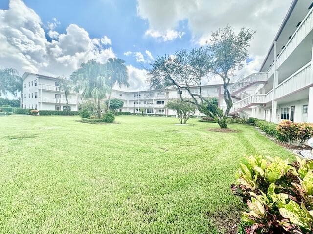 Condo at 583 Fanshaw, Boca Raton, FL