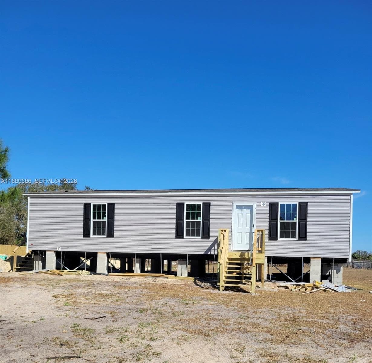 Mobile home at 357 Horse Club, Clewiston, FL