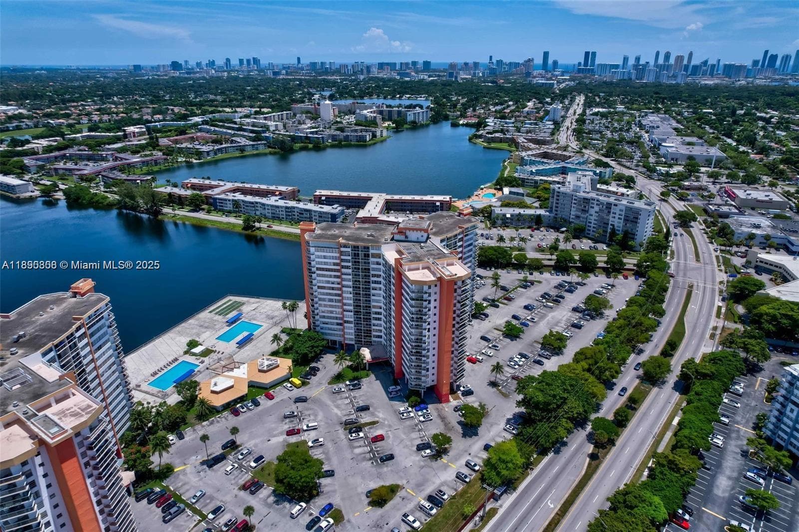 Condo at 1351 NE Miami Gardens Dr, Miami, FL