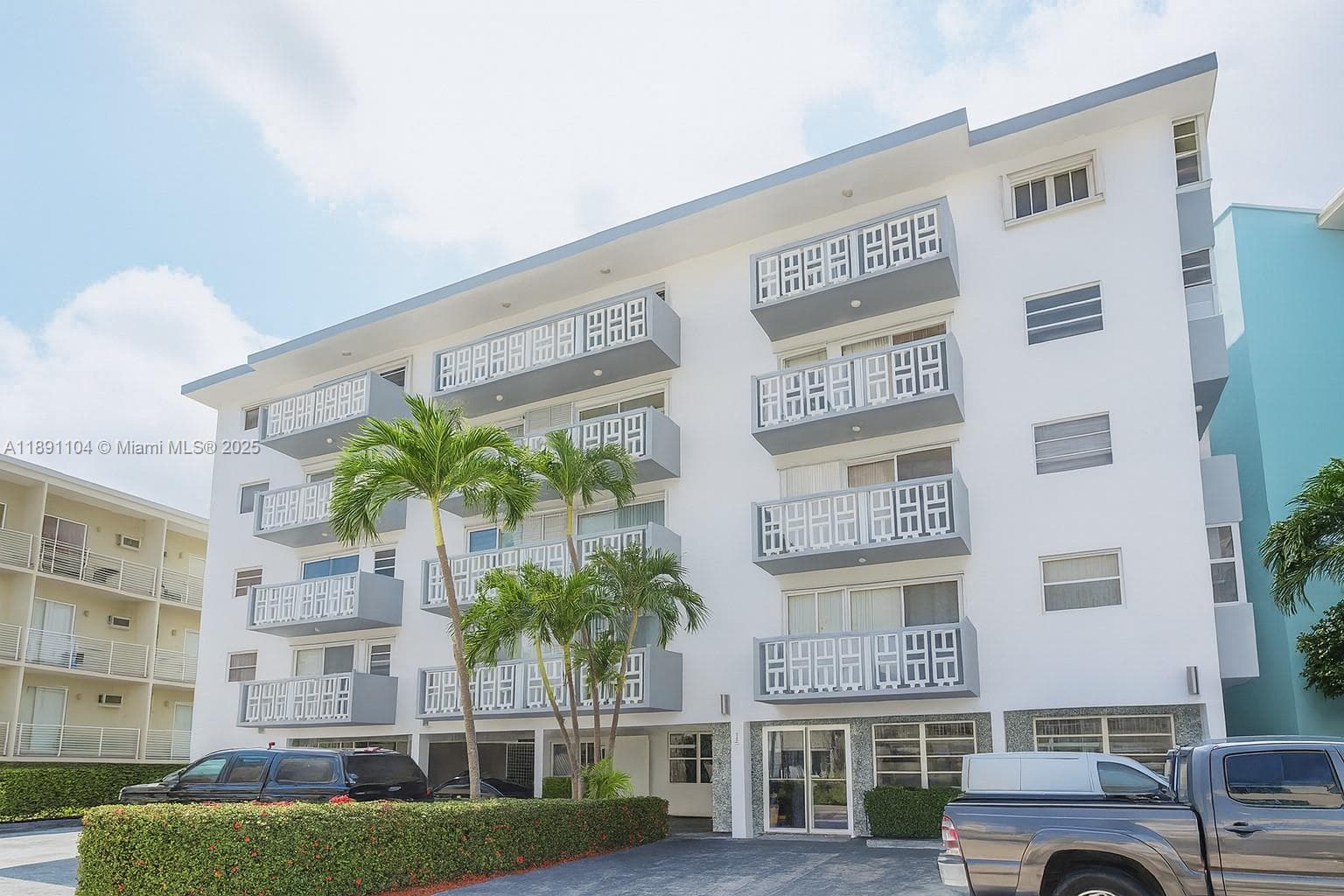 Condo at 1662 Lincoln Ct, Miami Beach, FL