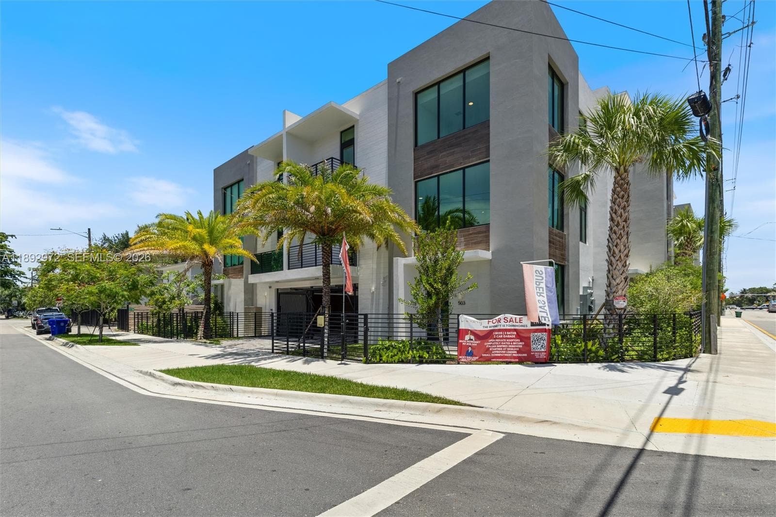 Townhouse at 503 NE 61st St, Miami — photo 3