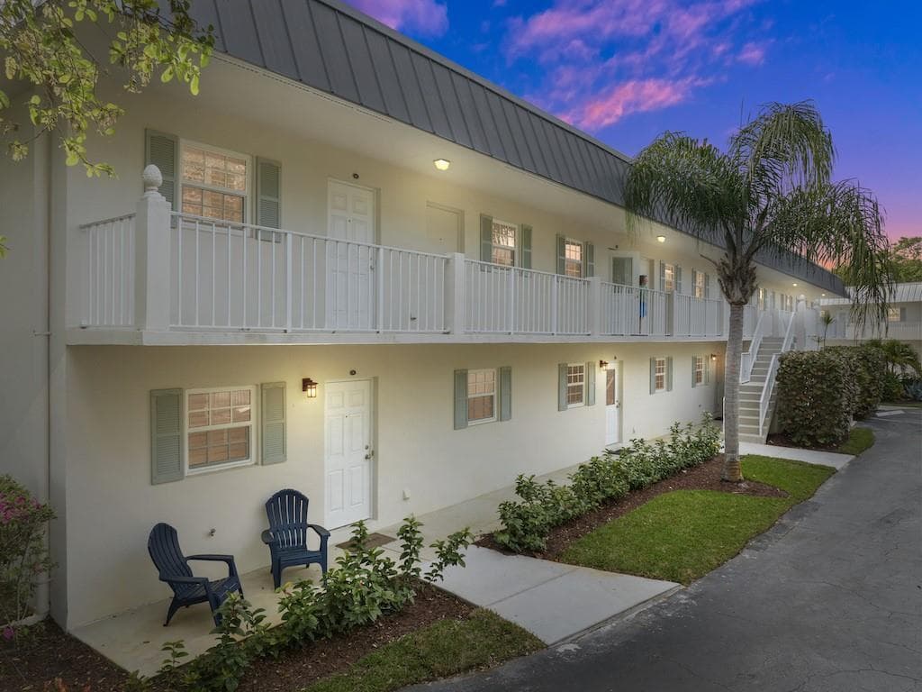 Condo at 900 Jasmine Lane, Vero Beach, FL