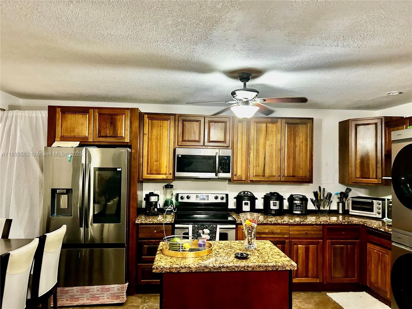 Condo at 2918 Funston St, Hollywood, FL