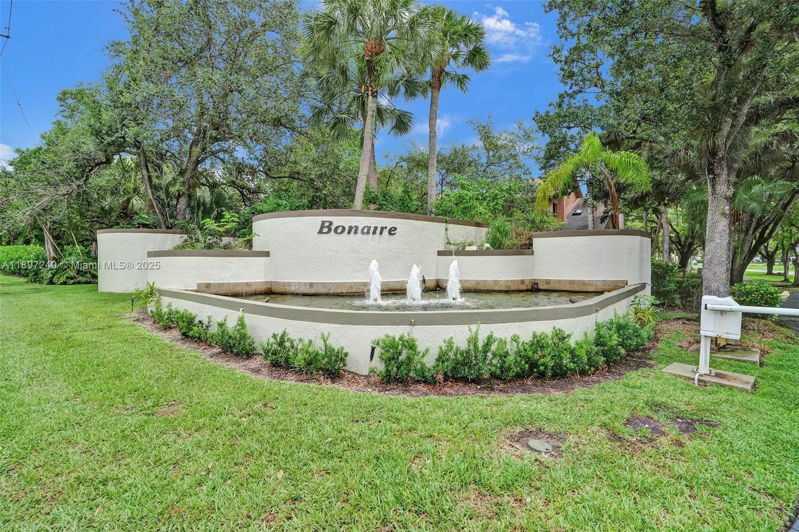 Townhouse at 7780 NW 79th Ave, Tamarac, FL