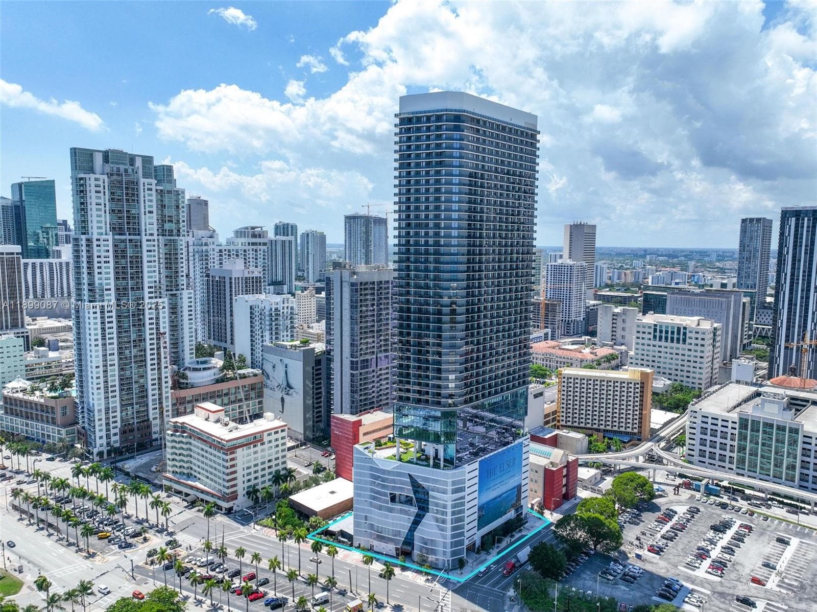 Condo at 398 NE 5th St, Miami, FL