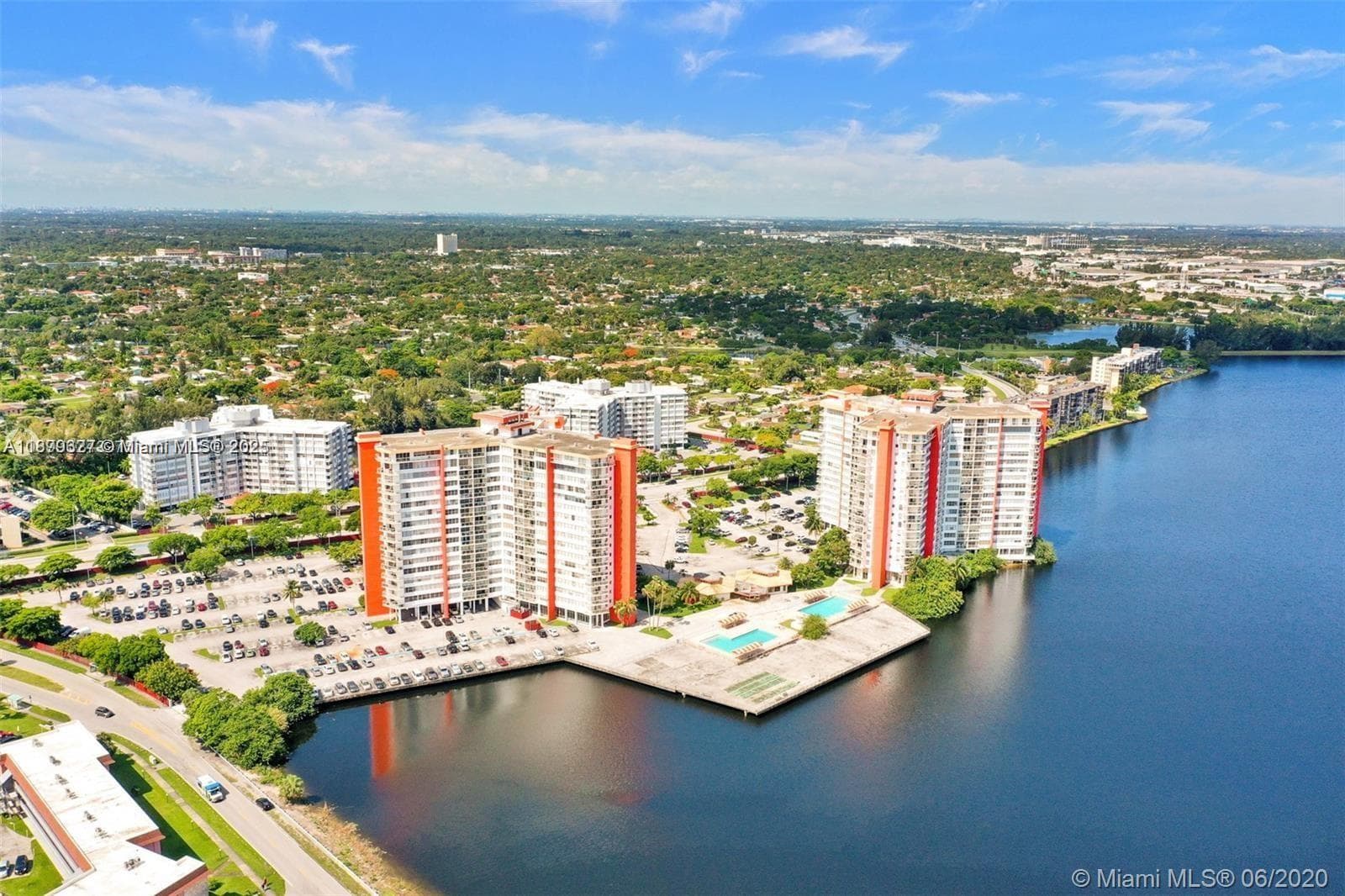 Condo at 1351 NE Miami Gardens Dr, Miami, FL