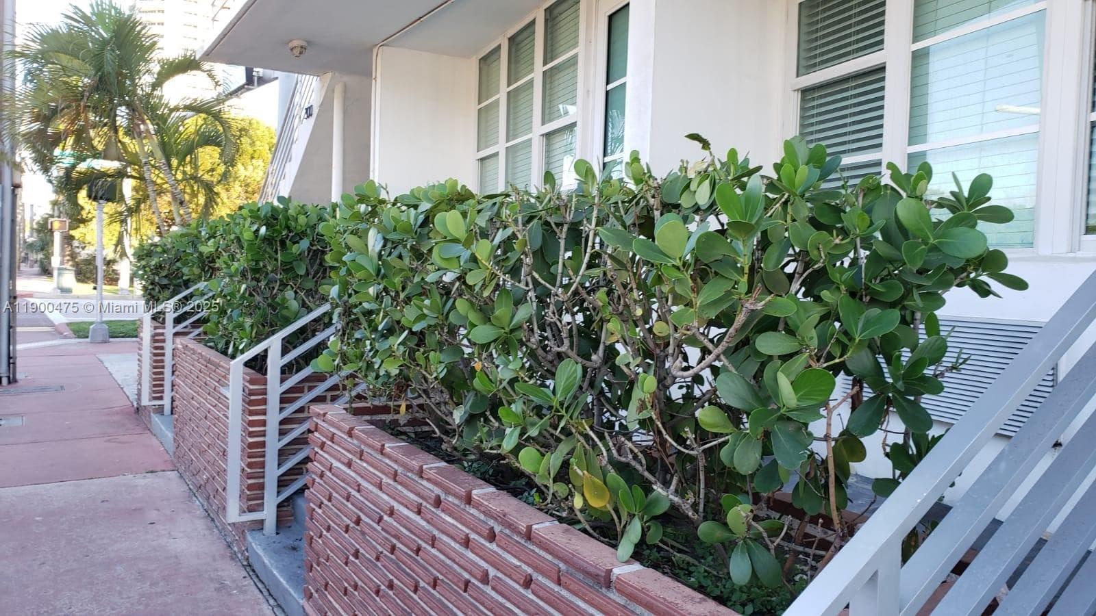 Condo en 300 74th St, Miami Beach — foto 2