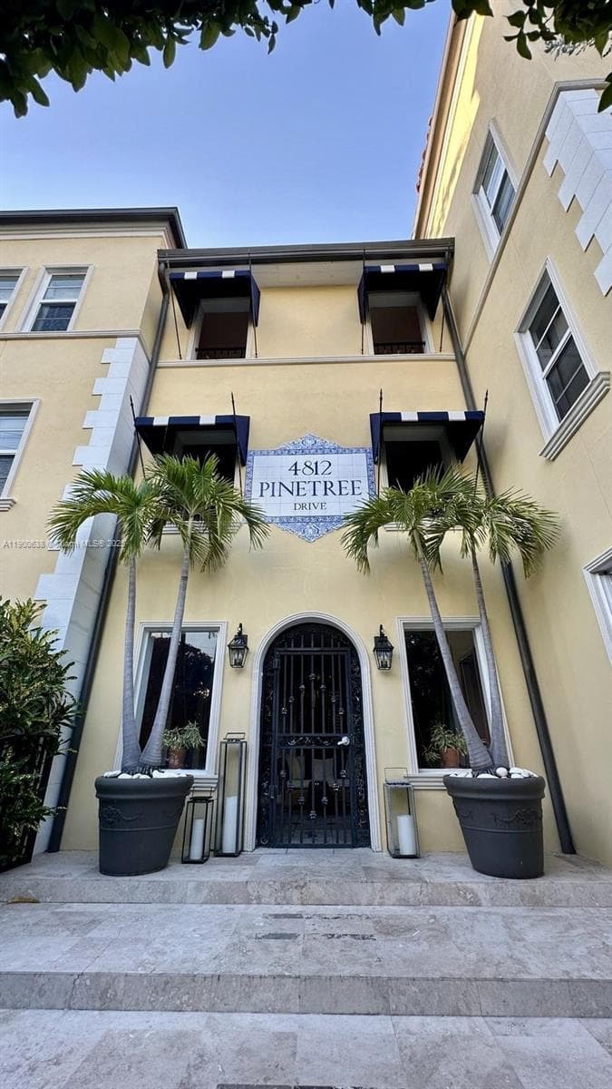 Condo at 4812 Pine Tree Dr, Miami Beach — photo 1