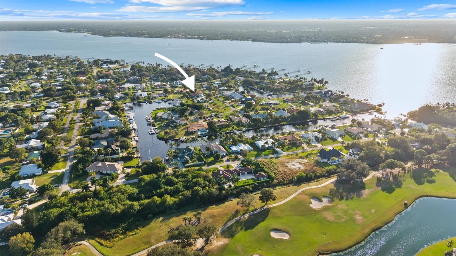 Single-family home at 2807 NW St Lucie Lane, Stuart, FL