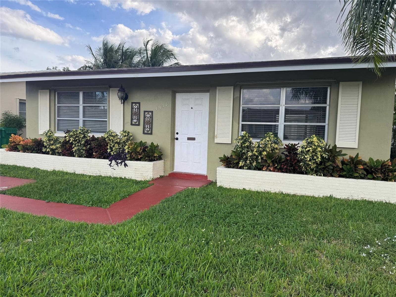 Single-family home at 4938 NW 54TH Court, Tamarac, FL