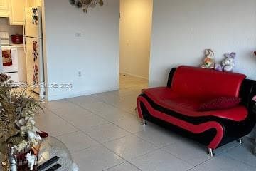 Condo en 17600 NW 68th Ave, Hialeah — foto 3