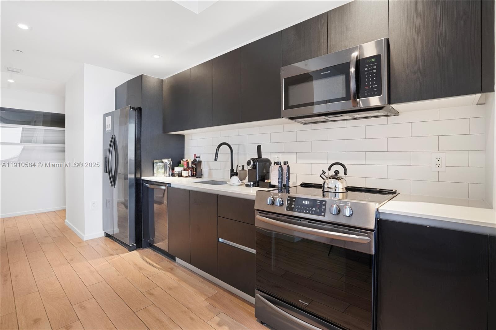 Condo at 398 NE 5th St, Miami — photo 4