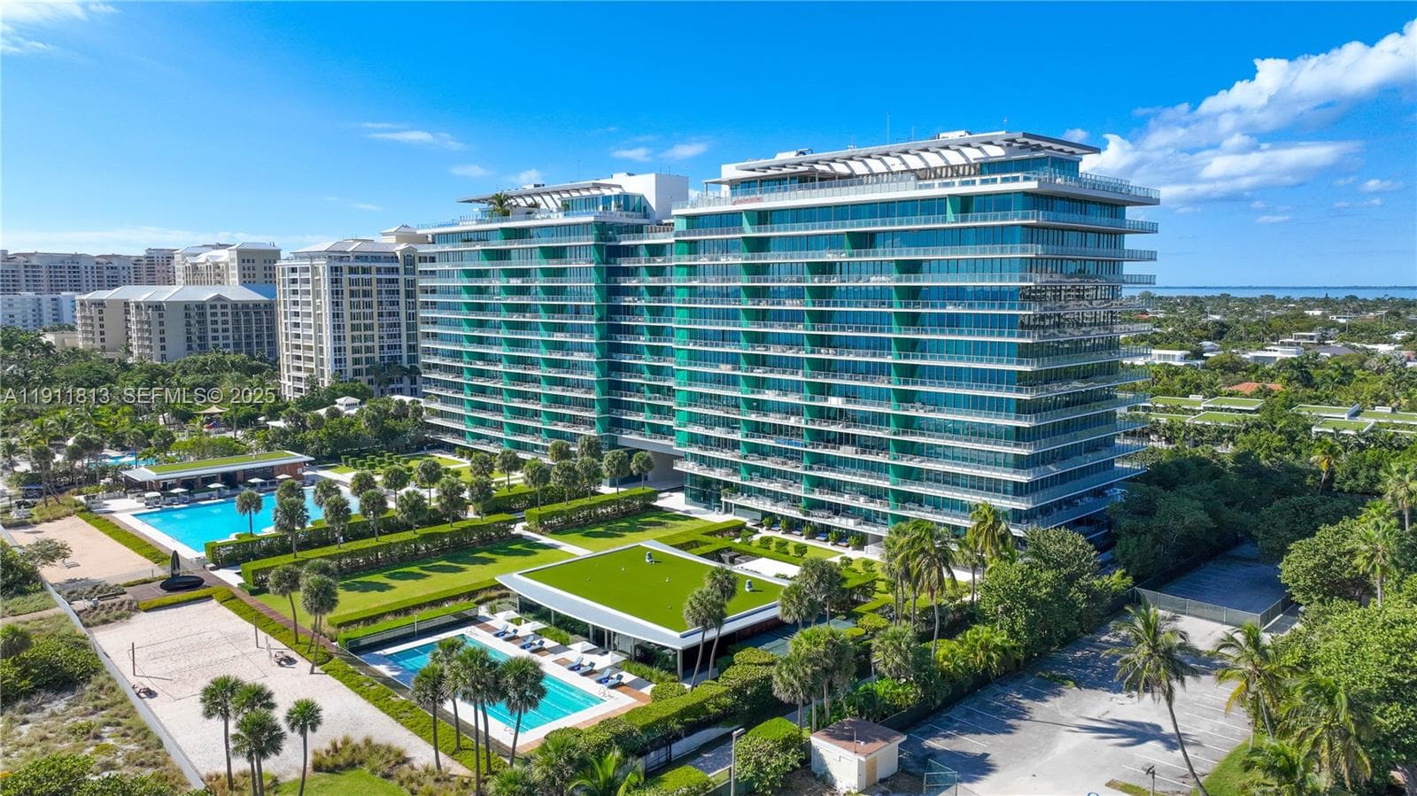Condo at 350 E Ocean Dr, Key Biscayne, FL