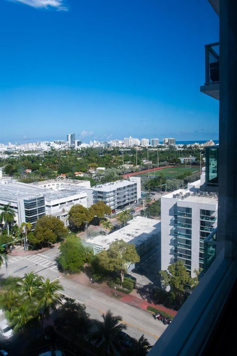 Condo at 1000 West Ave, Miami Beach — photo 1