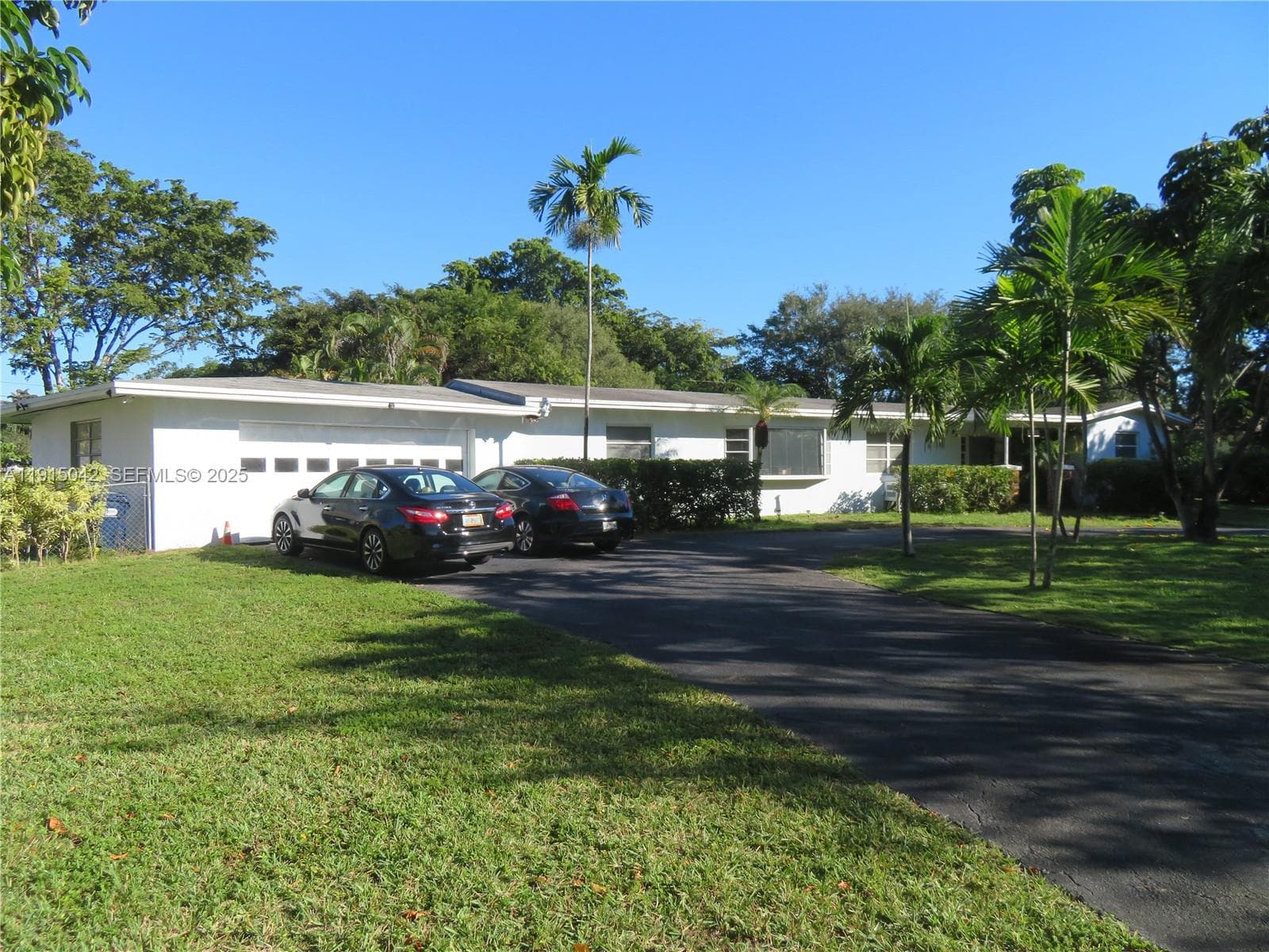 Single-family home at 7955 SW 131st St, Pinecrest — photo 3