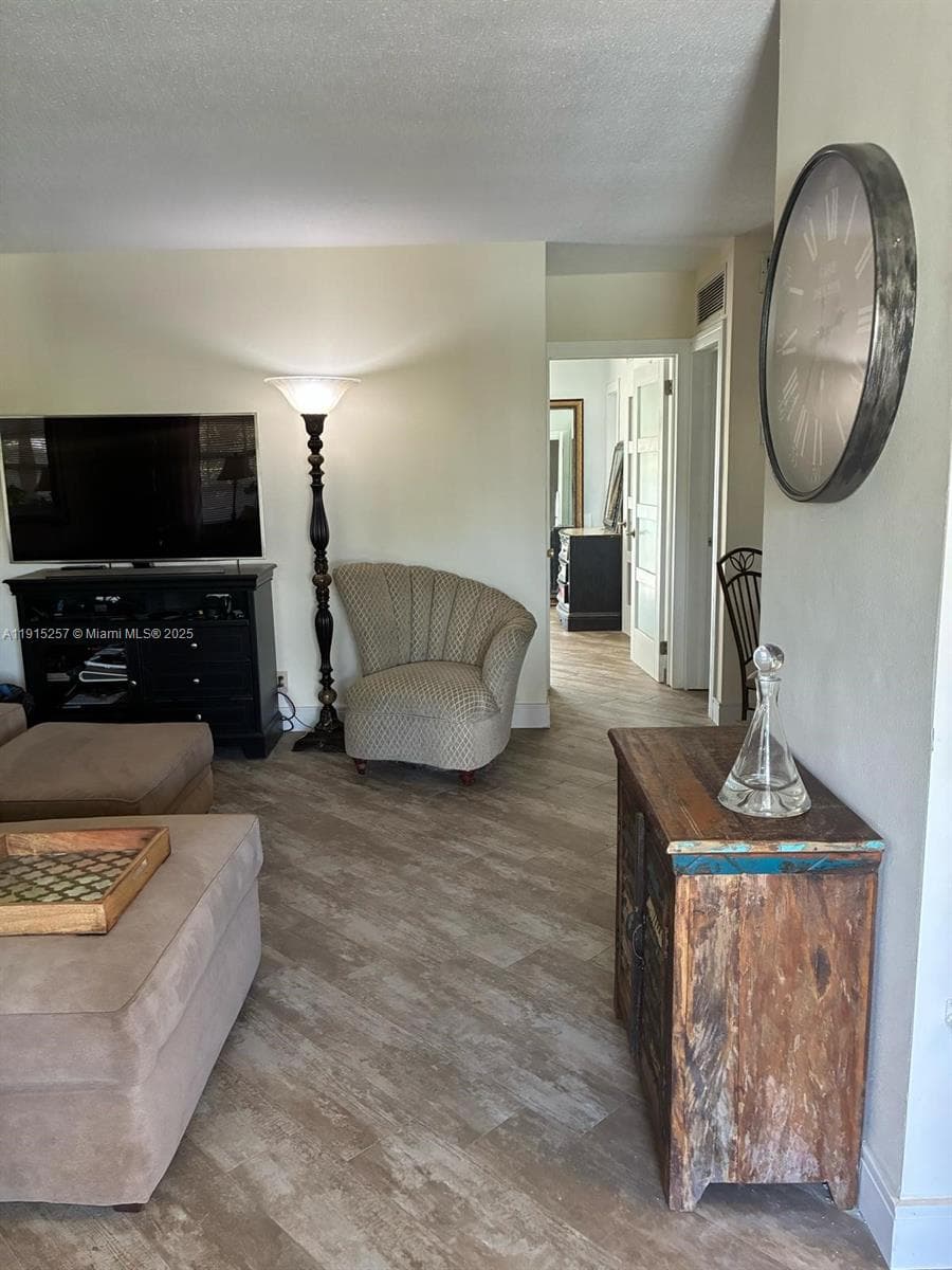 Condo at 2050 NE 39th St, Lighthouse Point — photo 3