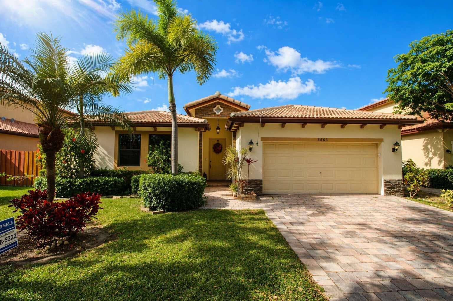 Single-family home at 3663 SE 2nd Drive, Homestead, FL