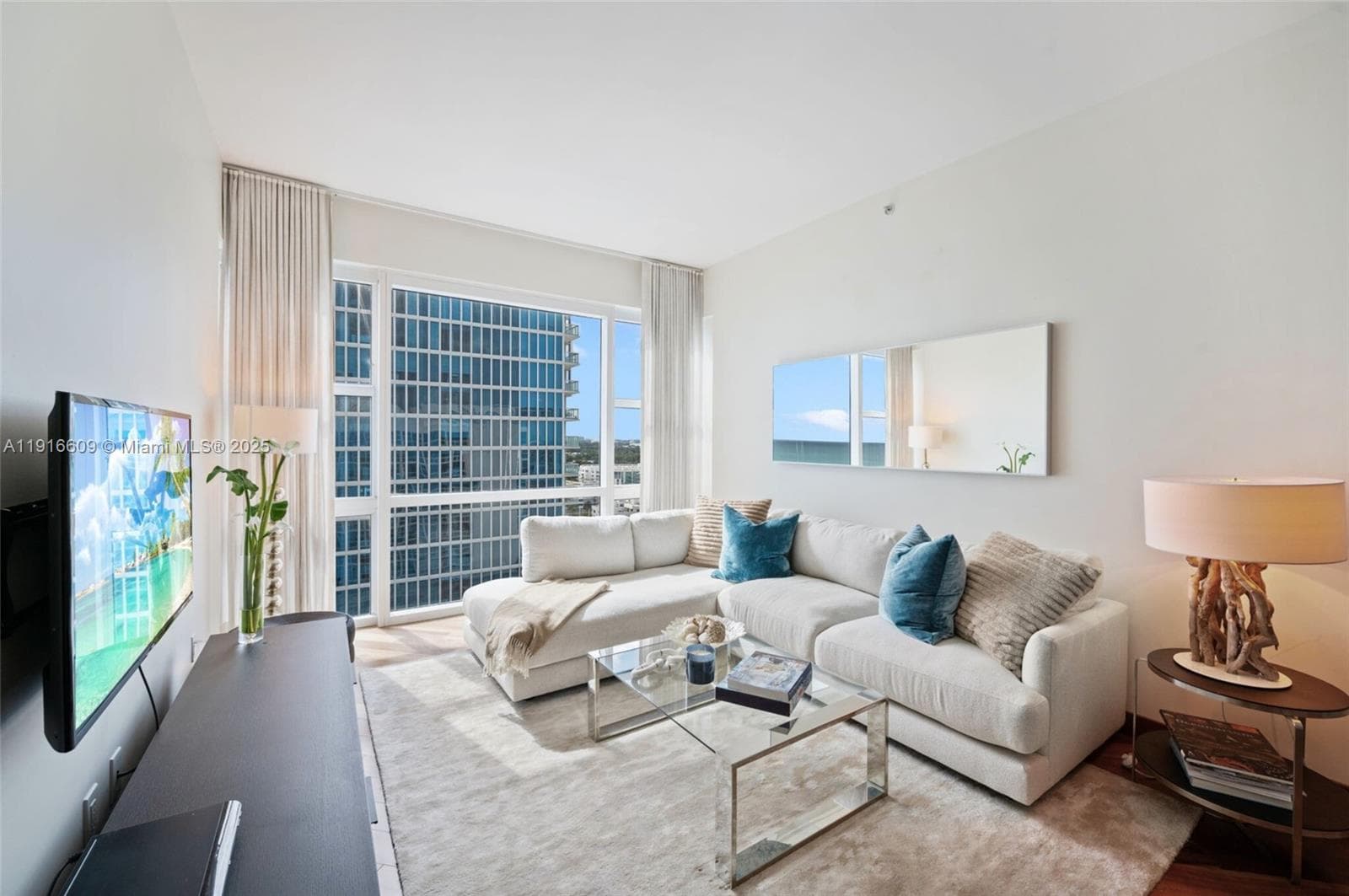 Condo at 6801 Collins Ave, Miami Beach — photo 5