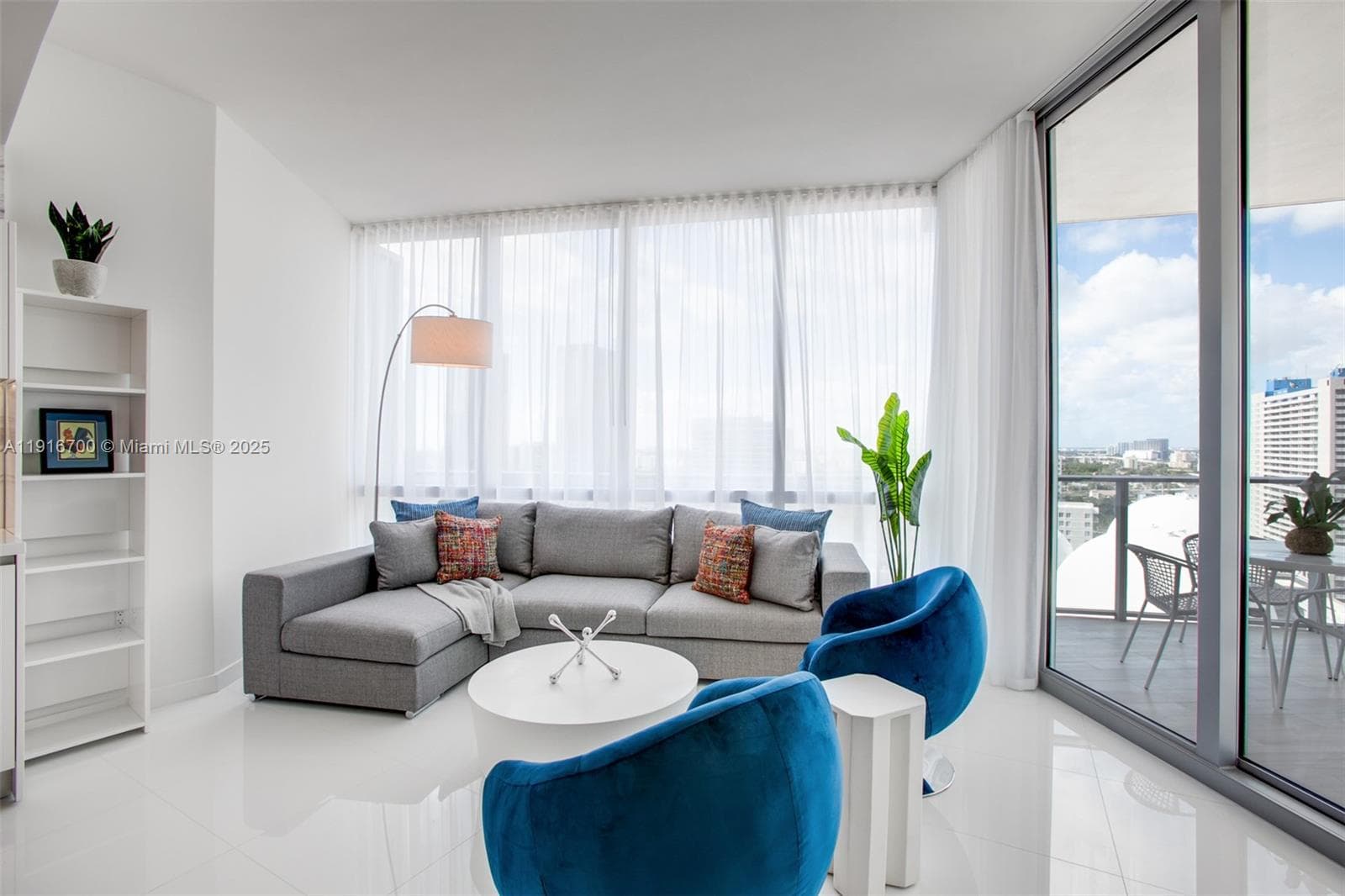 Condo at 851 NE 1ST Ave, Miami, FL