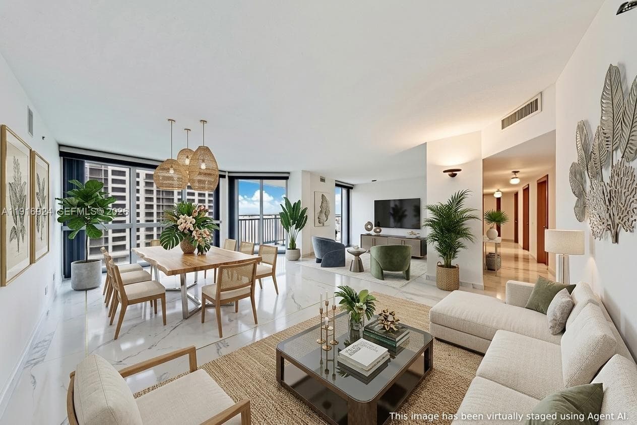 Condo at 520 Brickell Key Dr, Miami — photo 1