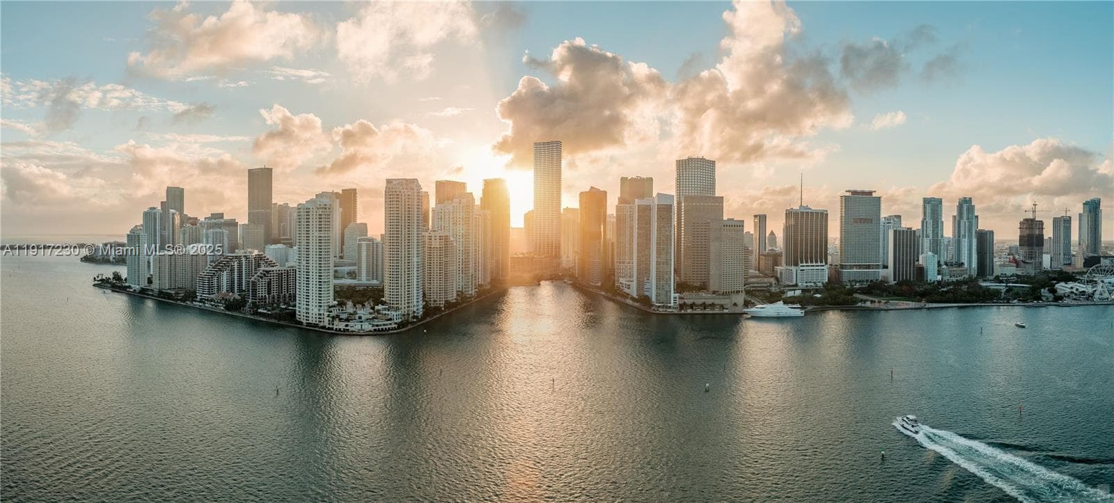 Condo at 99 SE 5th St, Miami, FL