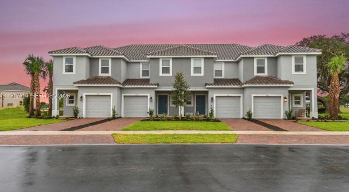 Townhouse at 1345 Anchor Bend way, Kissimmee, FL