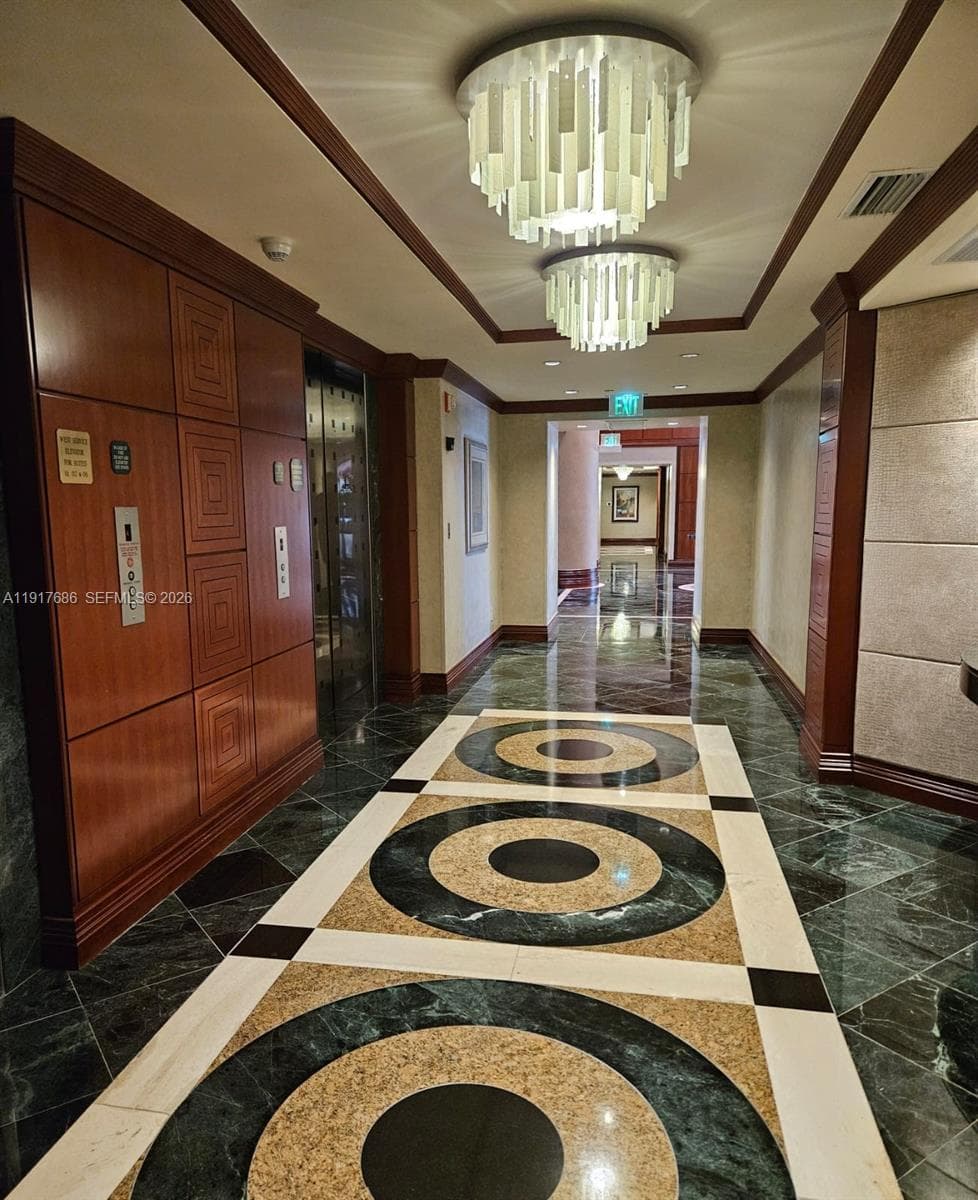 Condo at 21050 Point Pl, Aventura — photo 3