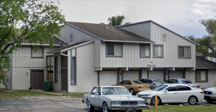 Condo at 2108 NW 59th Ter, Lauderhill, FL