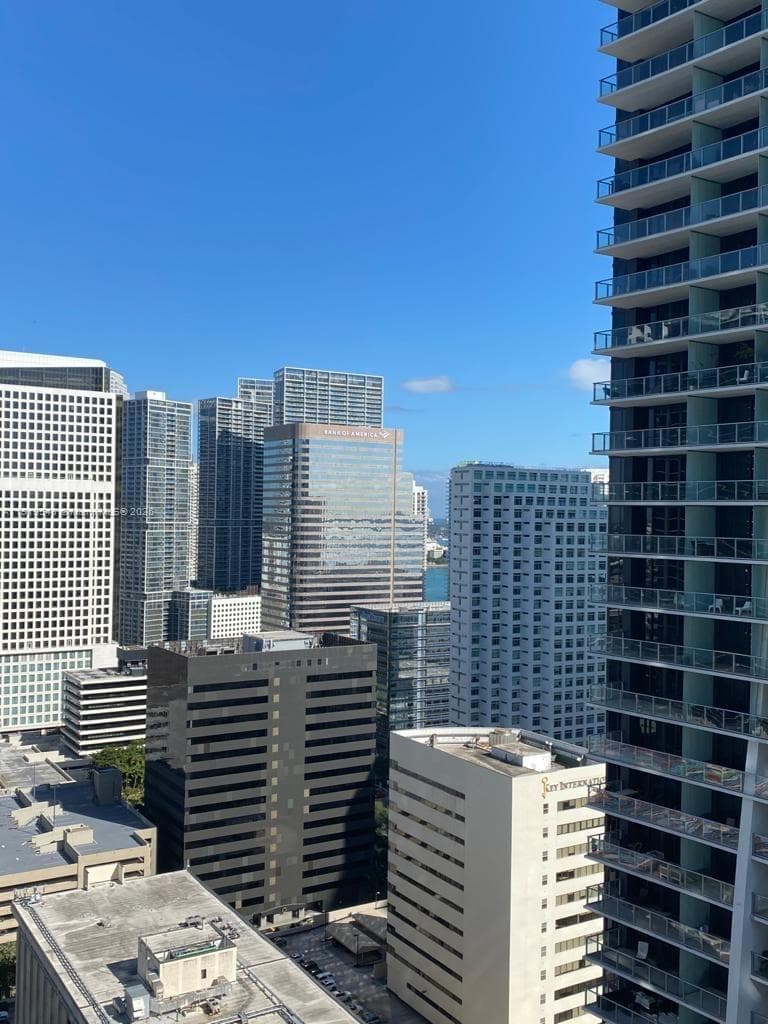 Condo at 1000 Brickell Plz, Miami — photo 3