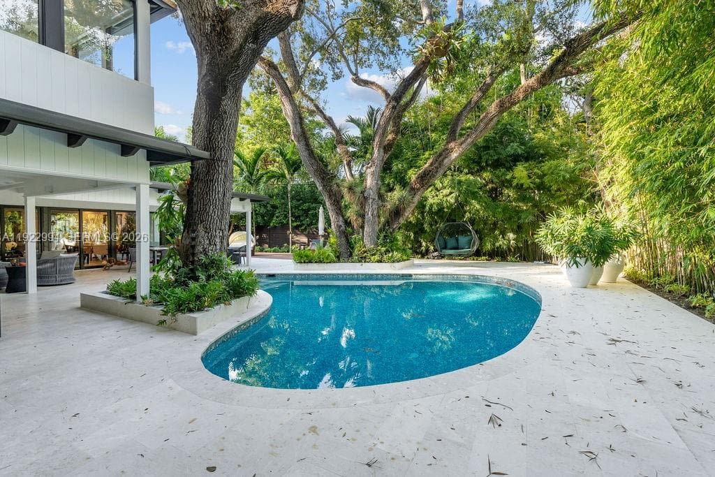 Resort Style Pool