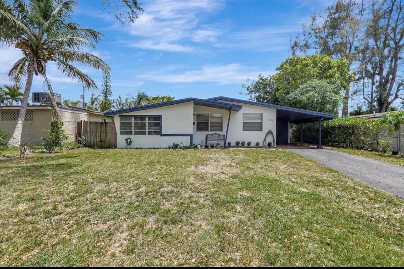 Single-family home at 7530 Atlanta Street, Hollywood, FL