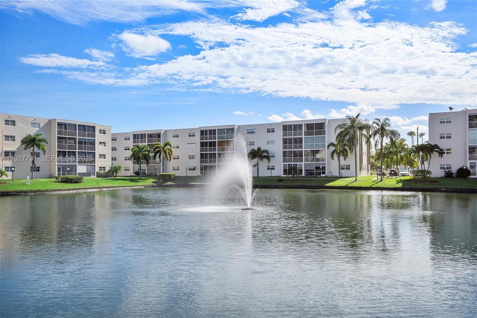 Condo at 324 SE 10th St, Dania Beach, FL