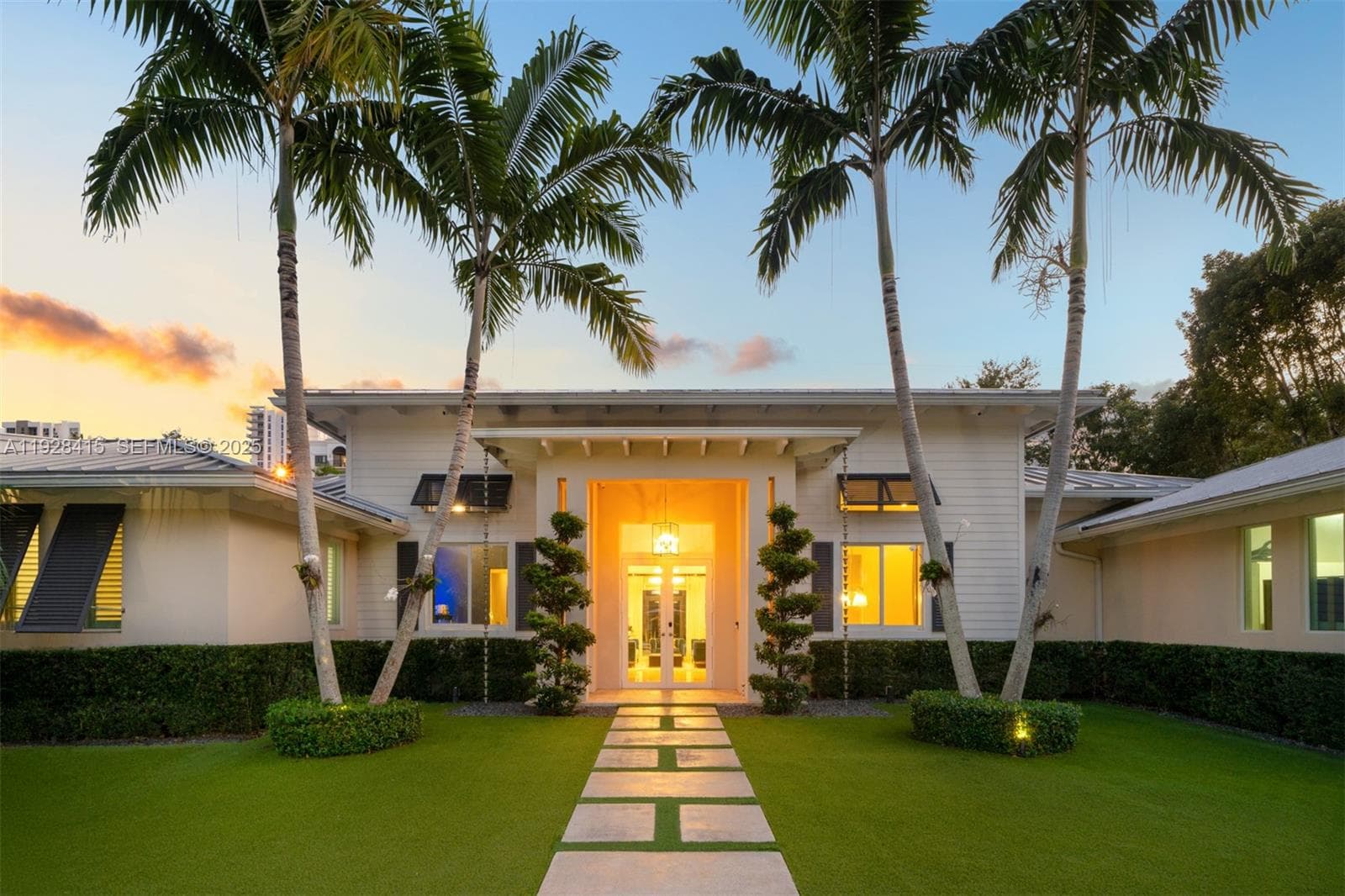 Single-family home at 7222 SW 79th Ter, Miami, FL
