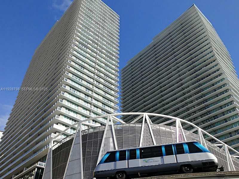 Condo at 1111 SW 1st Ave, Miami, FL
