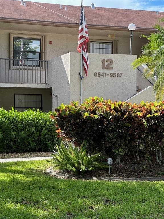 Condo at 9553 W Mcnab Road, Tamarac, FL