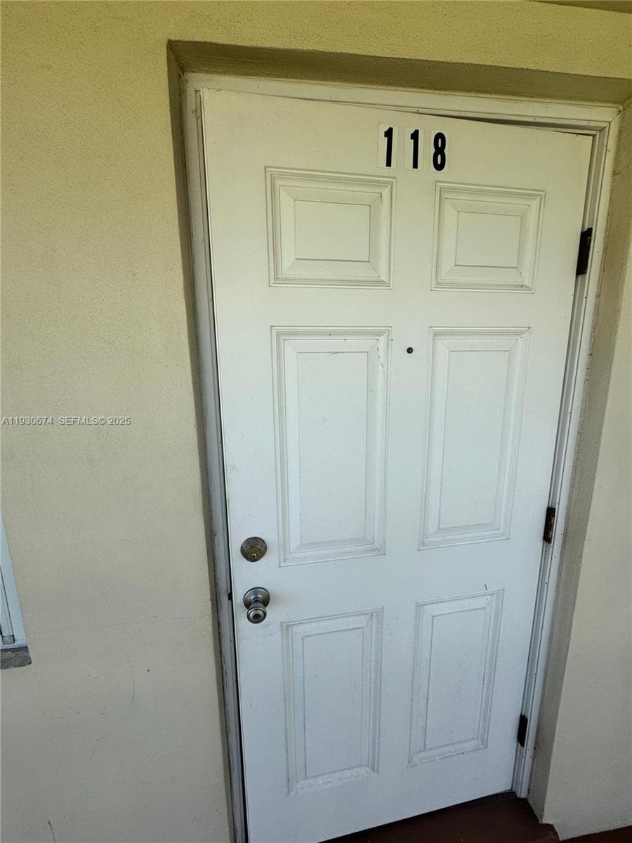 Condo at 118 E Salisbury  E, West Palm Beach — photo 1