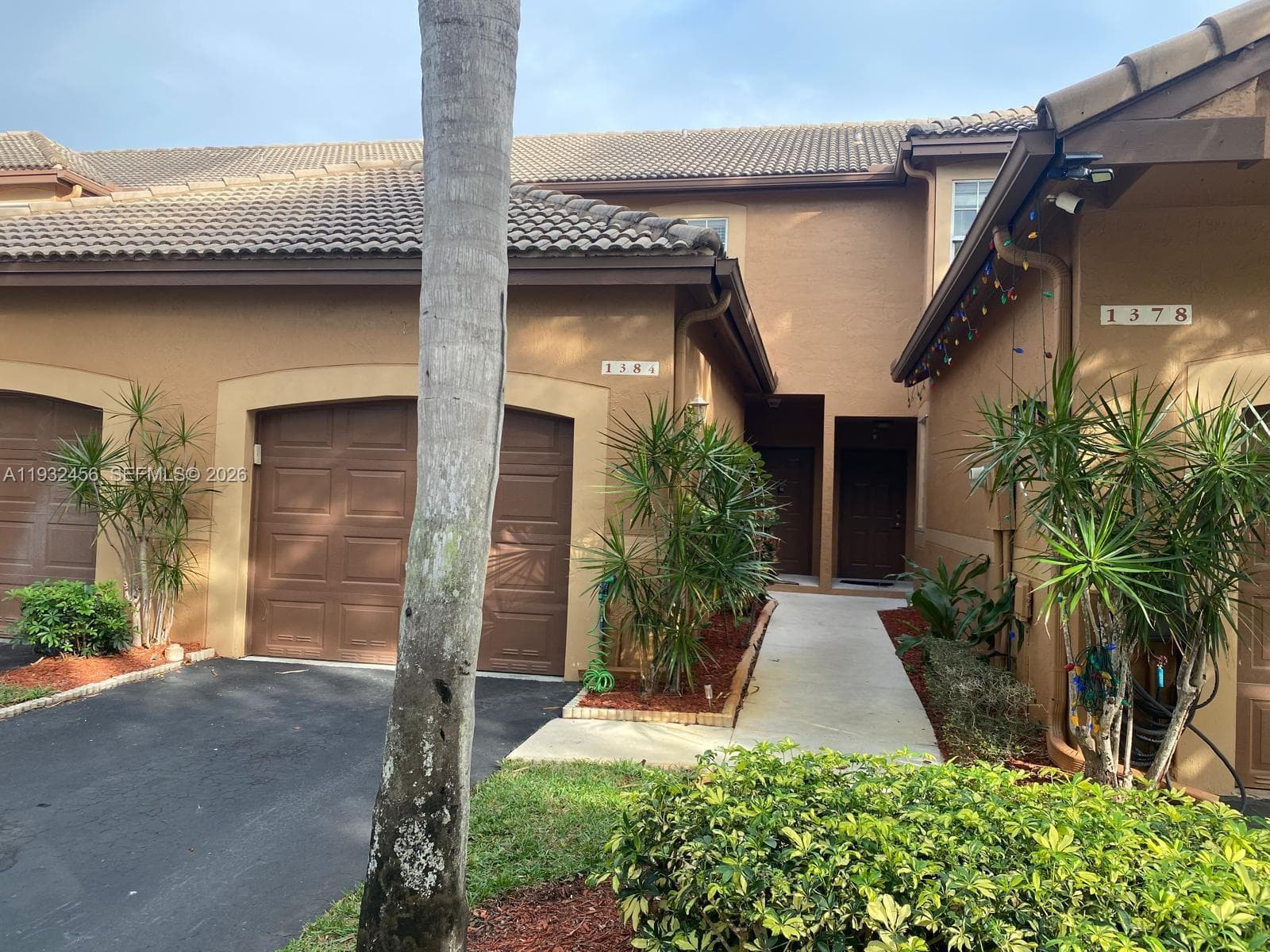 Townhouse at 1384 Veracruz Ln, Weston, FL